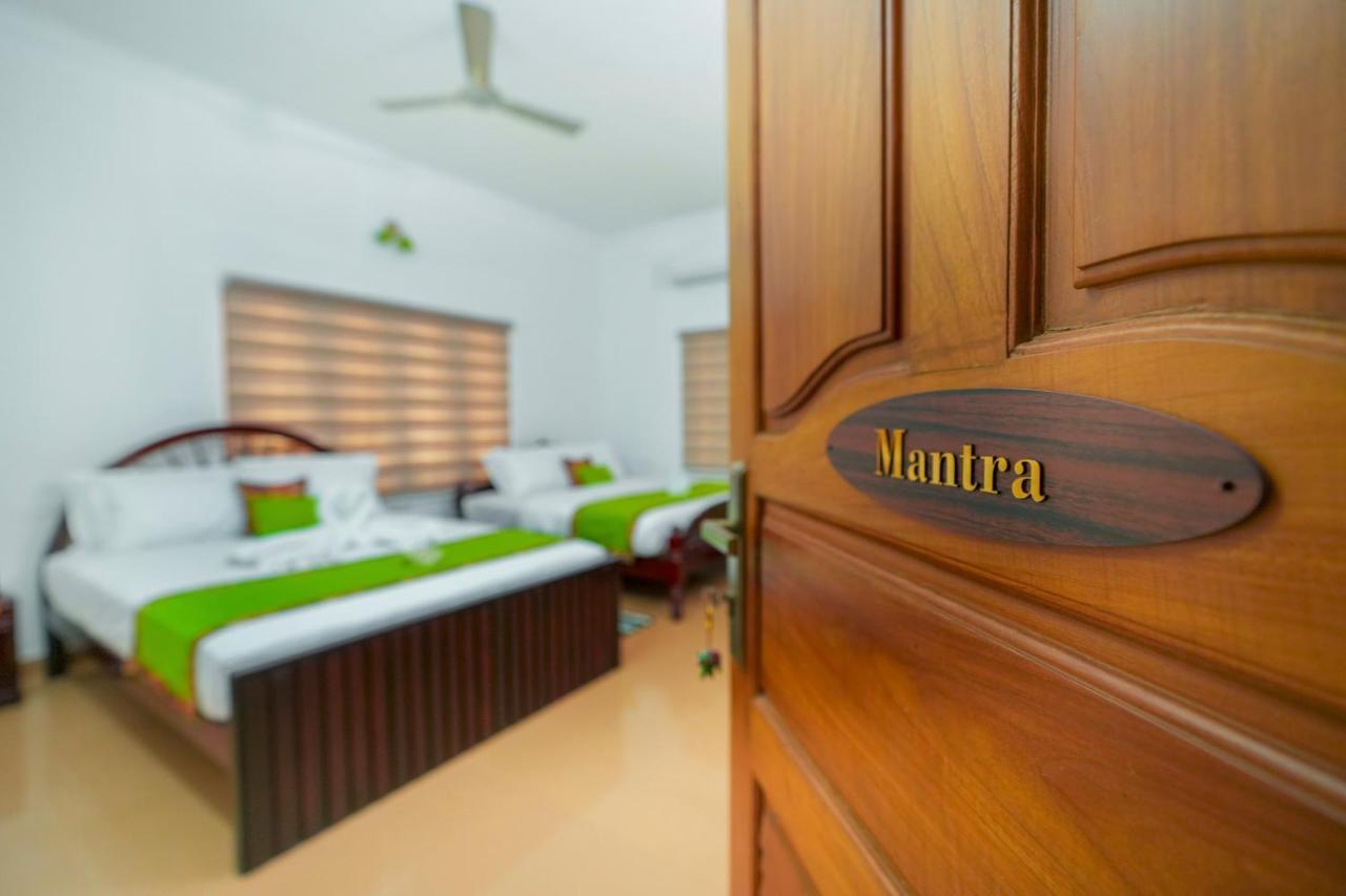 Parudeesa - Heavenly- Luxurious Palace Look-Near Cbd - Kerala - India With Breakfast Kāladi Rom bilde