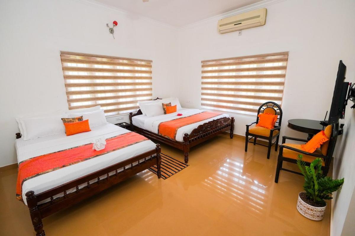 Parudeesa - Heavenly- Luxurious Palace Look-Near Cbd - Kerala - India With Breakfast Kāladi Eksteriør bilde